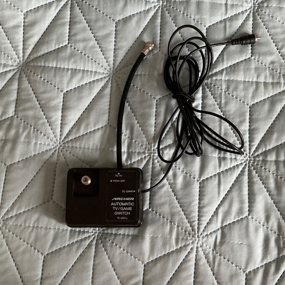 Automatic TV/Game Switch, 15-1267A